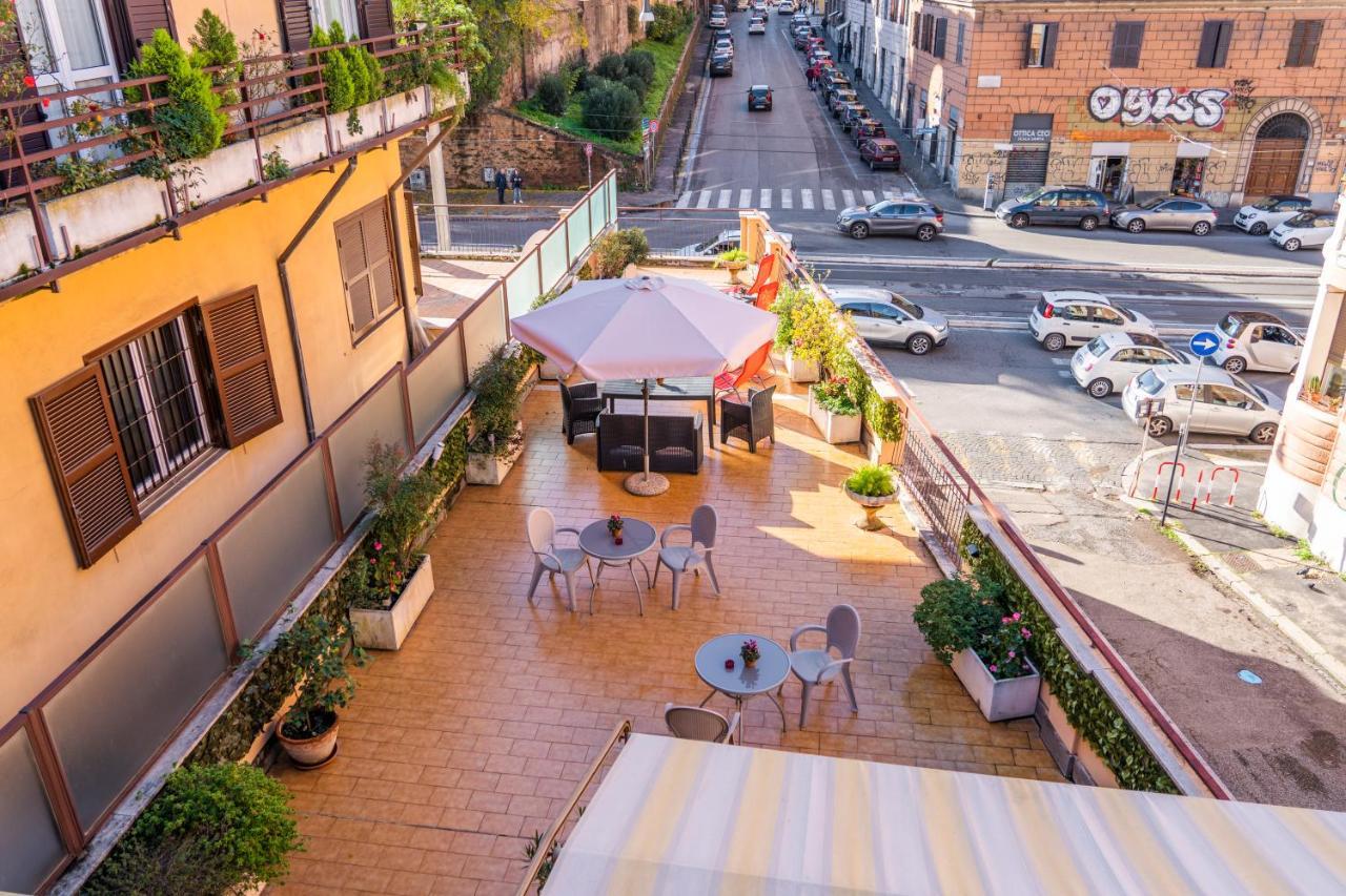 Le Terrazze Di San Giovanni โรม ภายนอก รูปภาพ